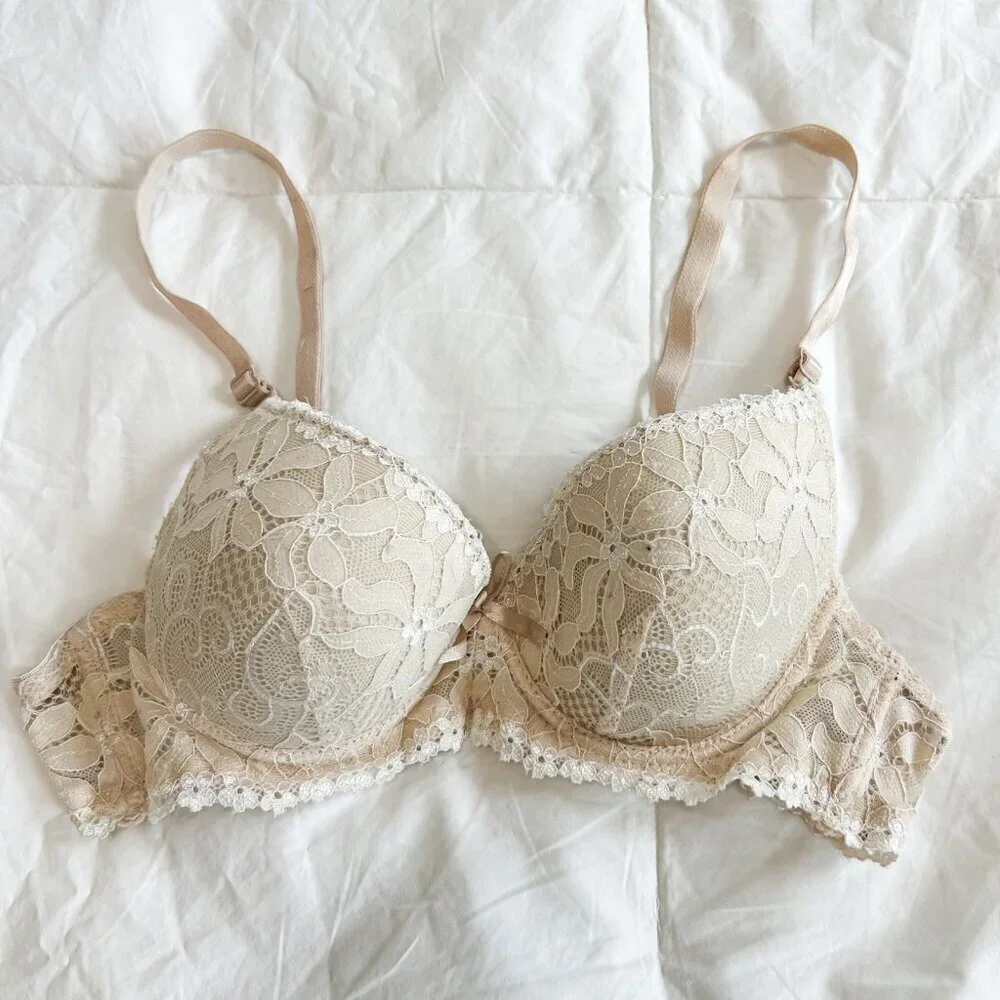 SHEIN Lace Push Up Underwire Bra Ivory Beige Medium Women’s Size C Cup